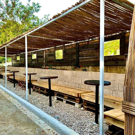 Garden Villa Naza Piqeras Екстер'єр фото